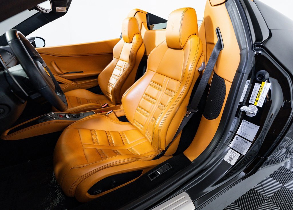 Certified 2015 Ferrari 458 Spider image 21