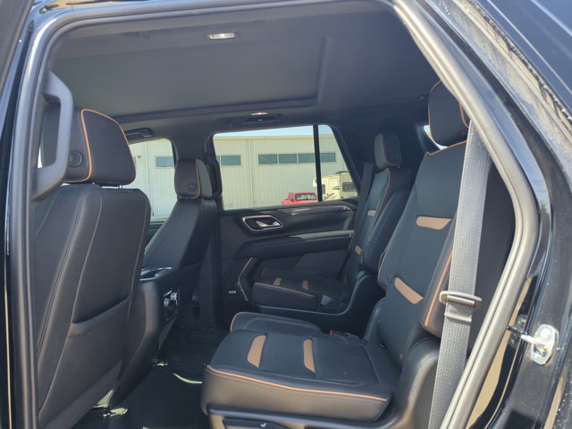 Used 2024 GMC Yukon AT4 w/ Technology Package image 15