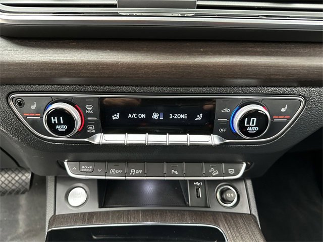 Certified 2023 Audi Q5 2.0T Premium w/ Convenience Package image 18