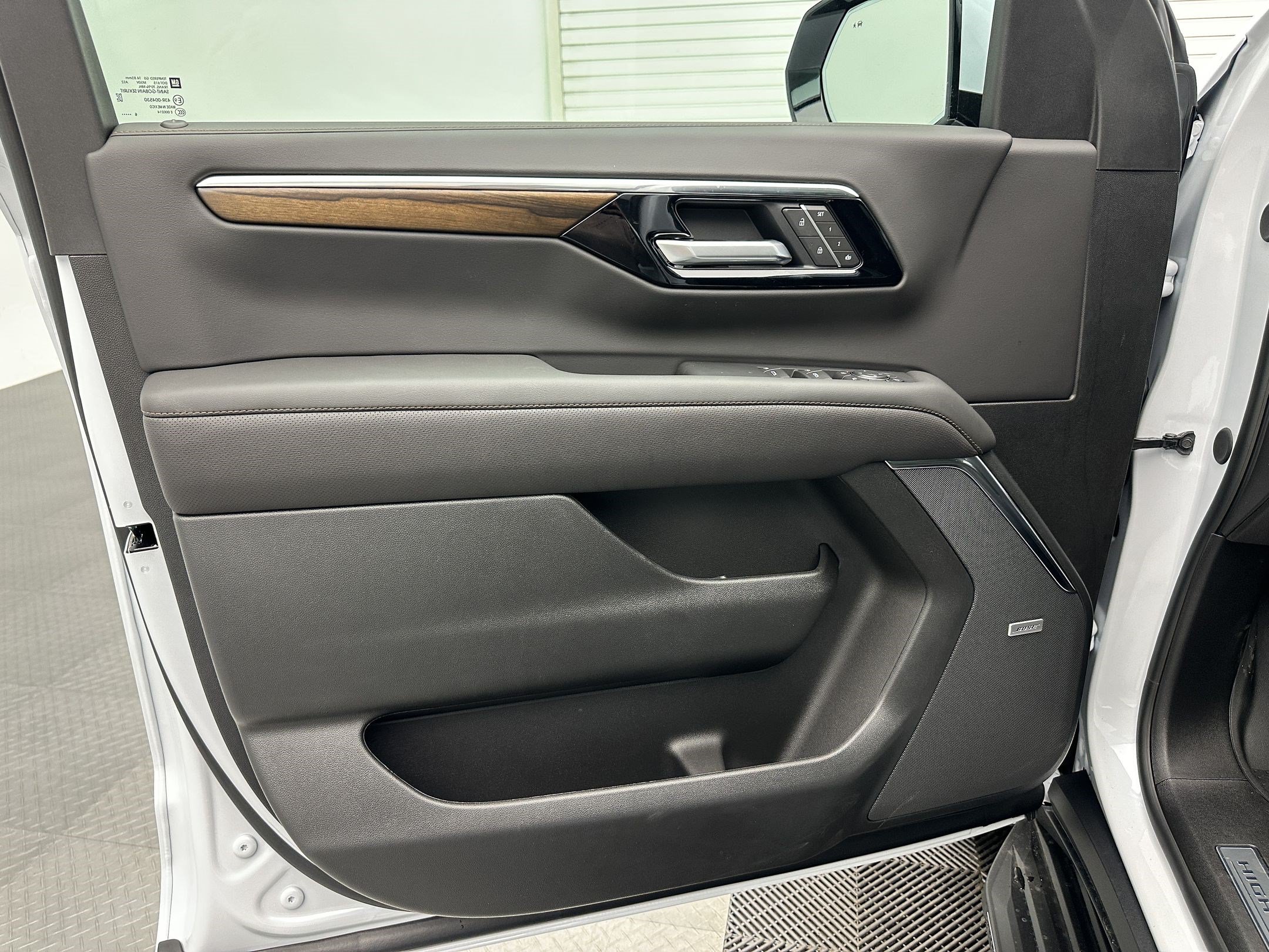 New 2026 Chevrolet Tahoe High Country w/ Sun And Tow Package AWD/4WD image 14