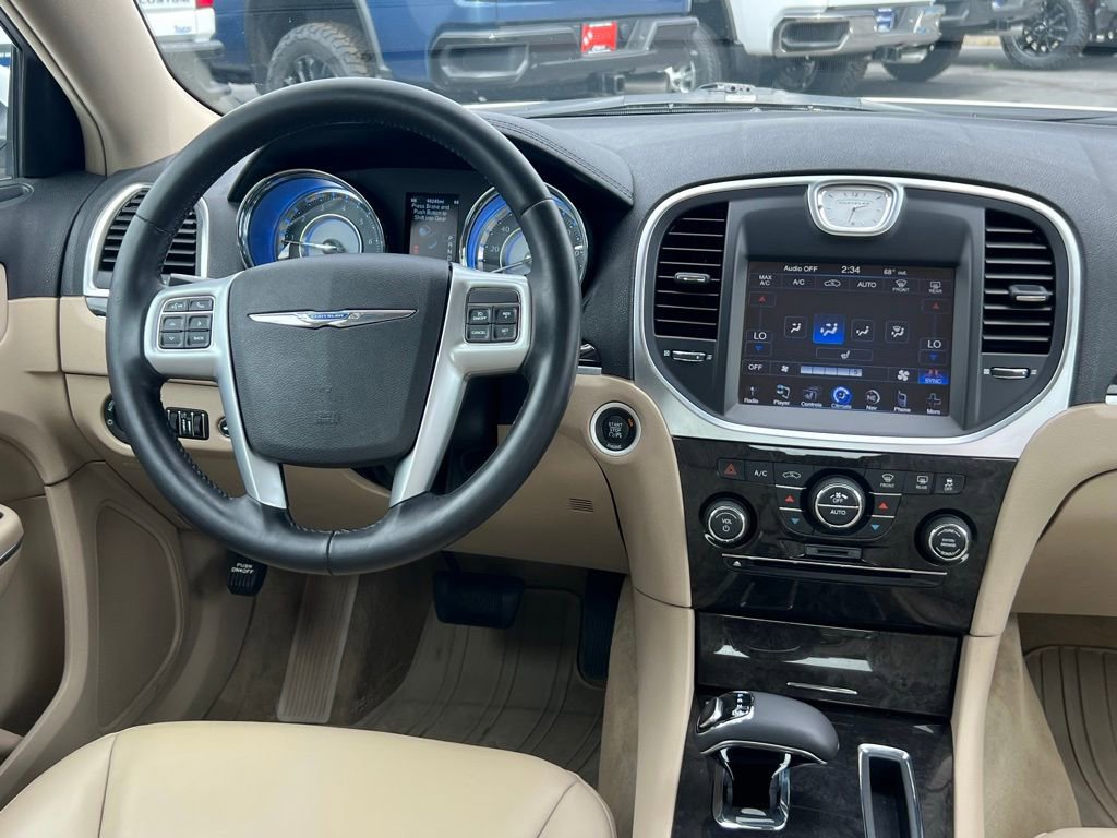 Used 2013 Chrysler 300 AWD w/ Driver Convenience Group image 22