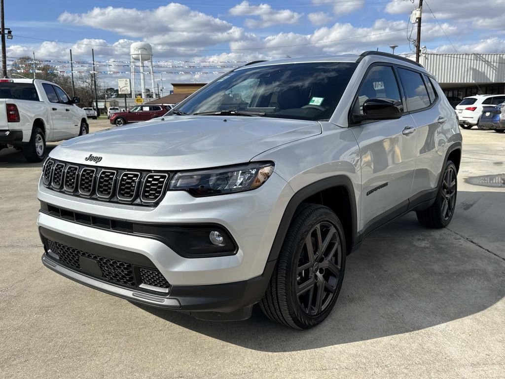 New 2026 Jeep Compass Latitude AWD/4WD image 3