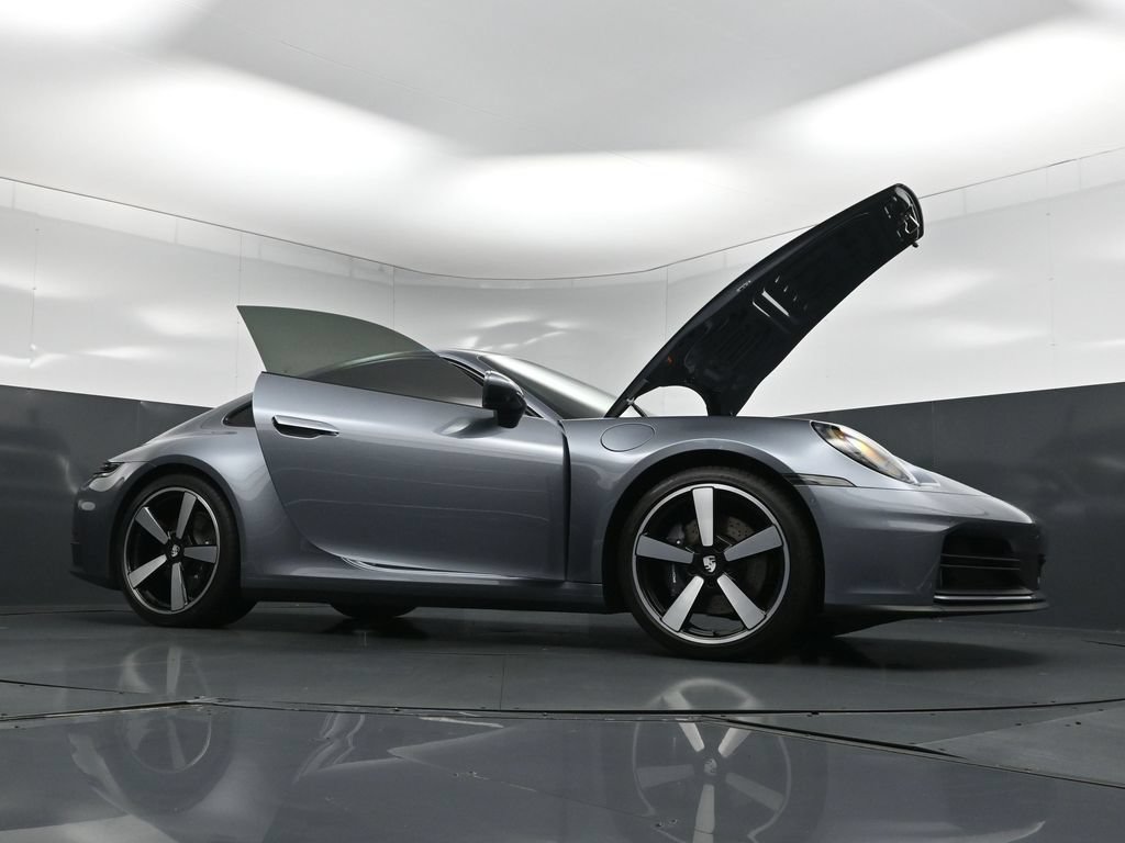 Certified 2026 Porsche 911 Carrera RWD image 34