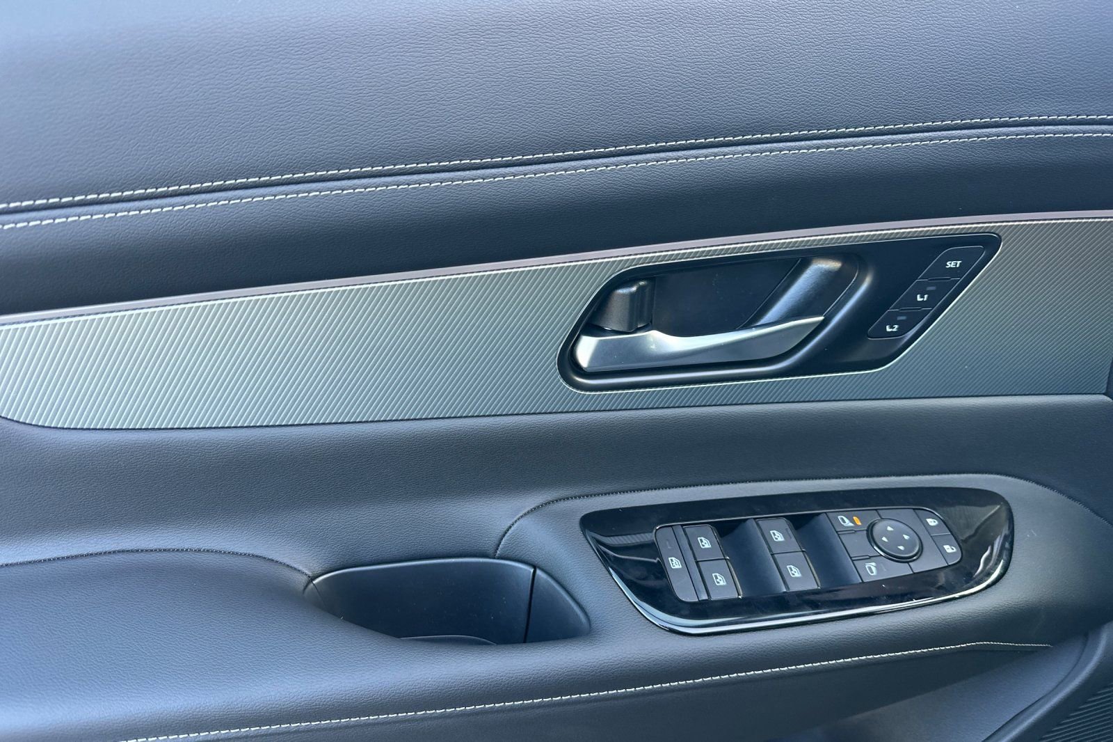 New 2026 Nissan Murano SL image 12