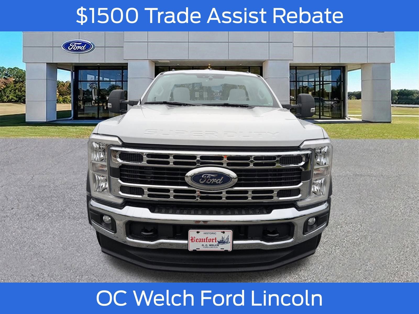 New 2025 Ford F550 4x4 Regular Cab Super Duty image 10