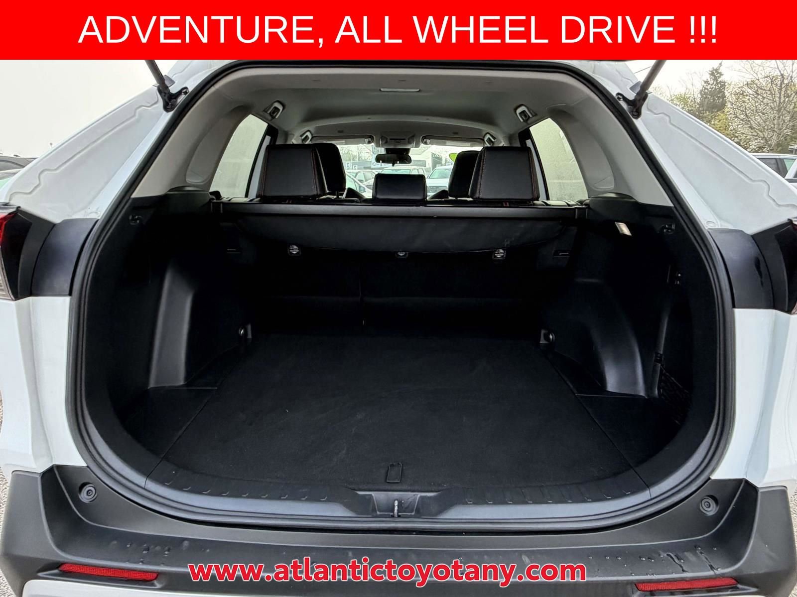Used 2024 Toyota RAV4 Adventure AWD/4WD image 12