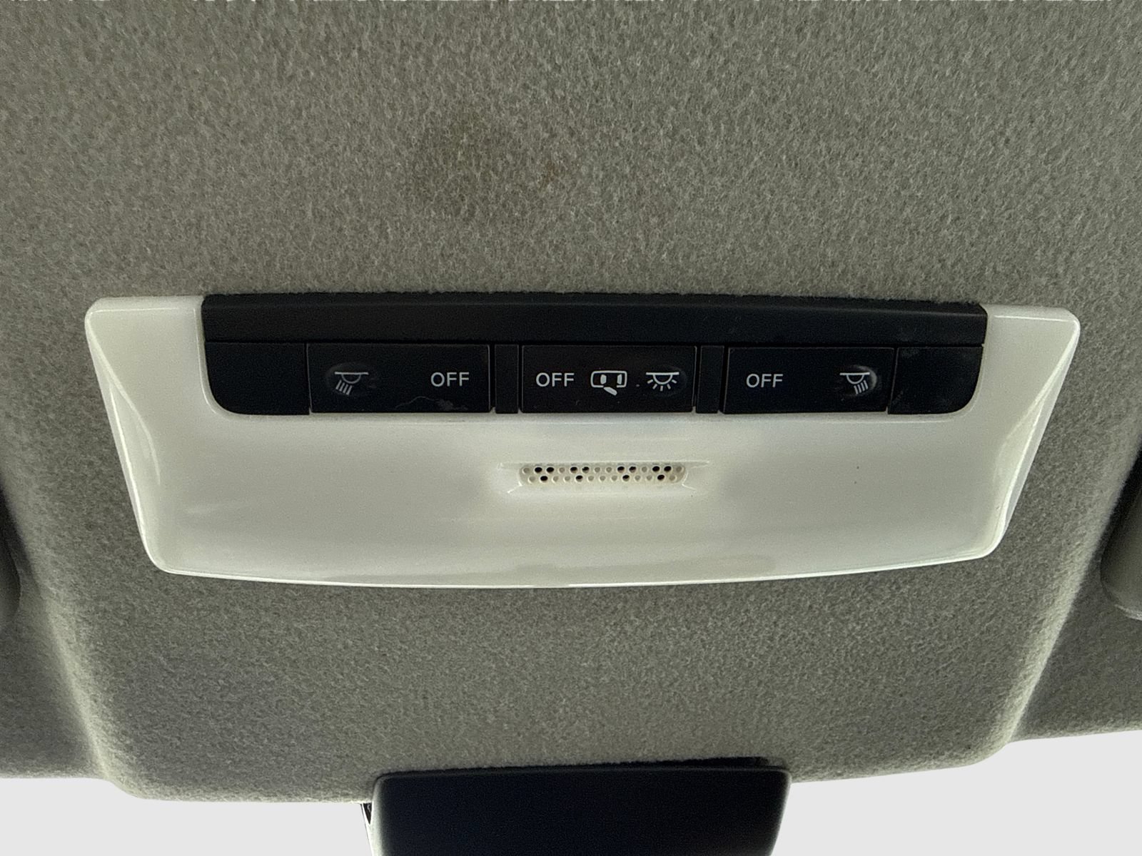 Used 2023 Nissan Kicks S FWD image 32