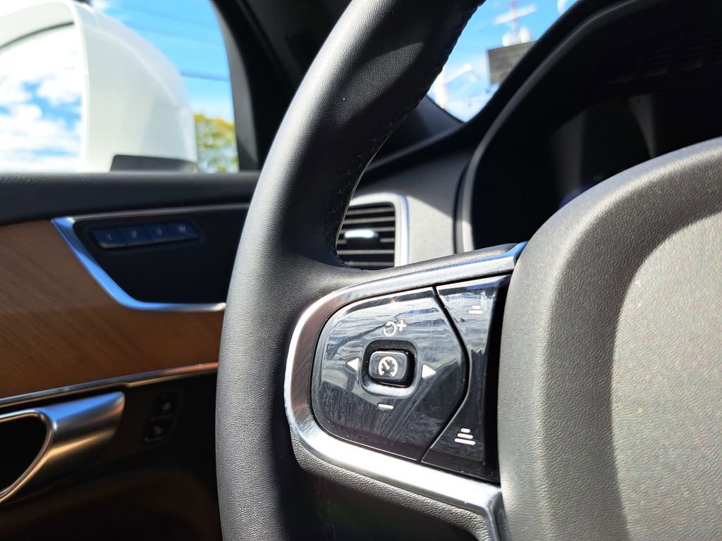 Used 2023 Volvo XC90 T8 Core w/ Protection Package Premier image 18