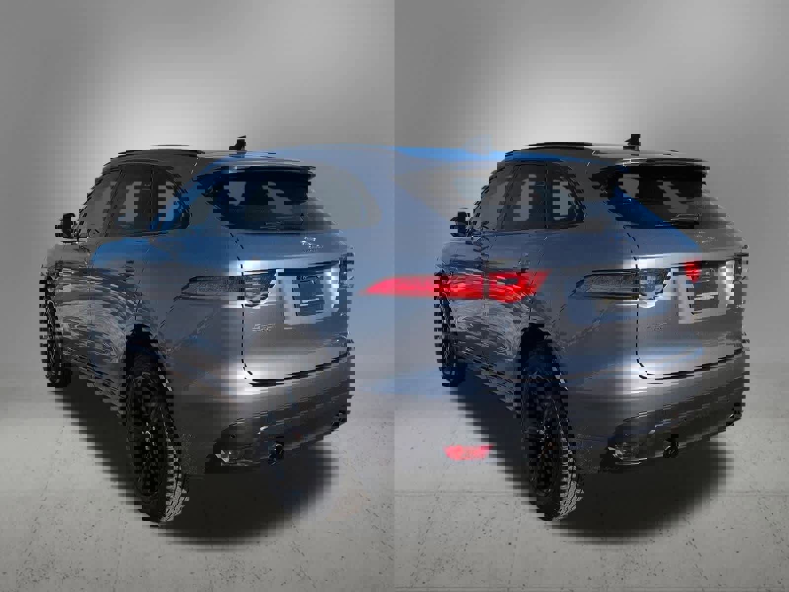 Used 2020 Jaguar F-PACE Checkered Flag image 4