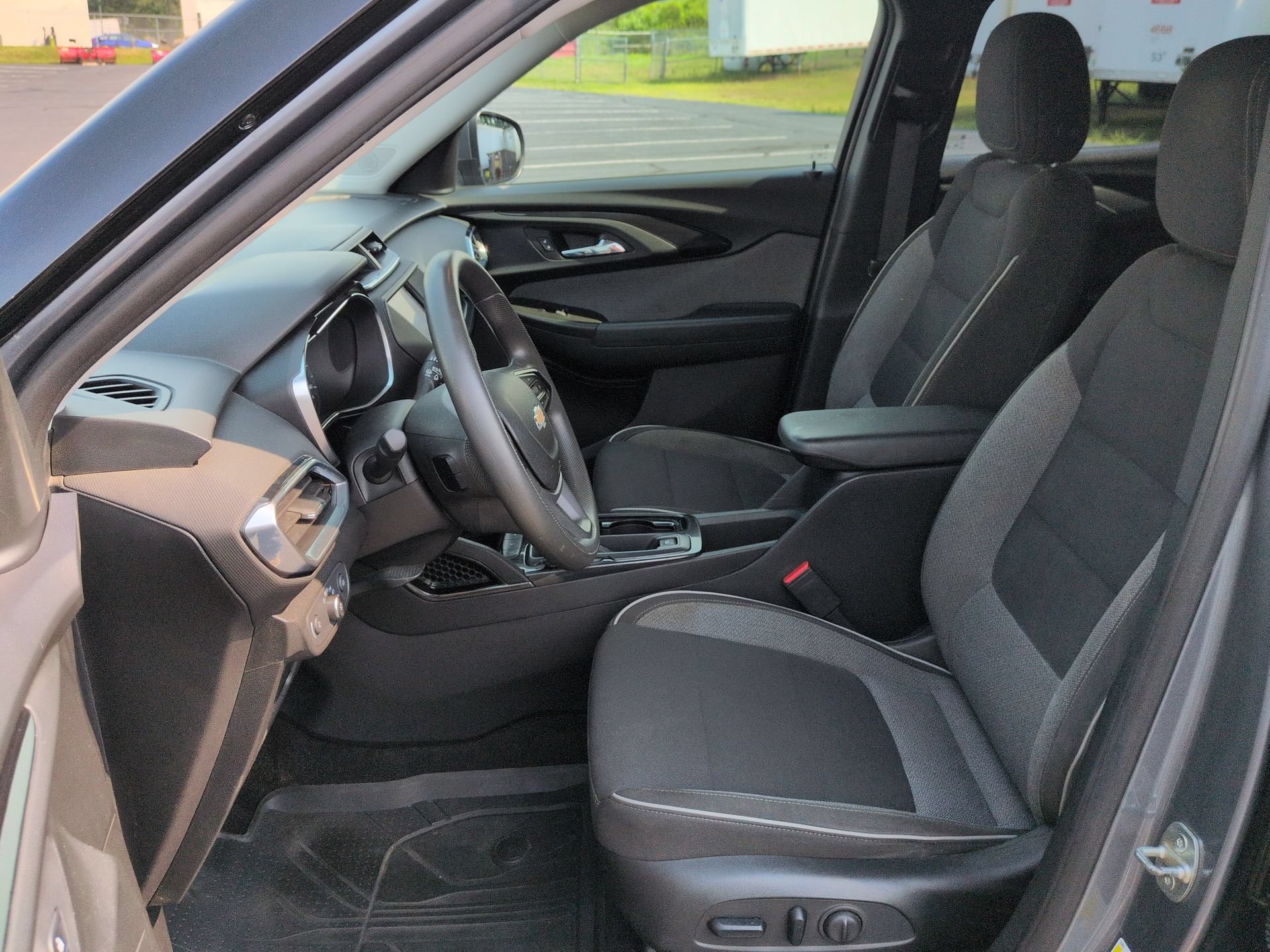 Certified 2021 Chevrolet TrailBlazer LT w/ Driver Confidence Package FWD image 19