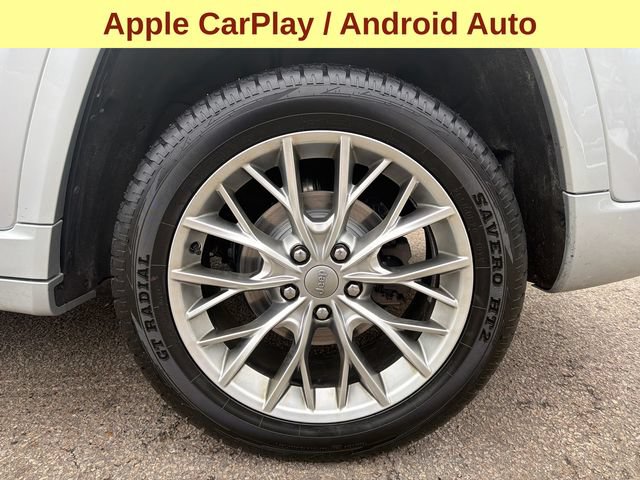 Used 2023 Jeep Grand Cherokee Summit AWD/4WD image 9