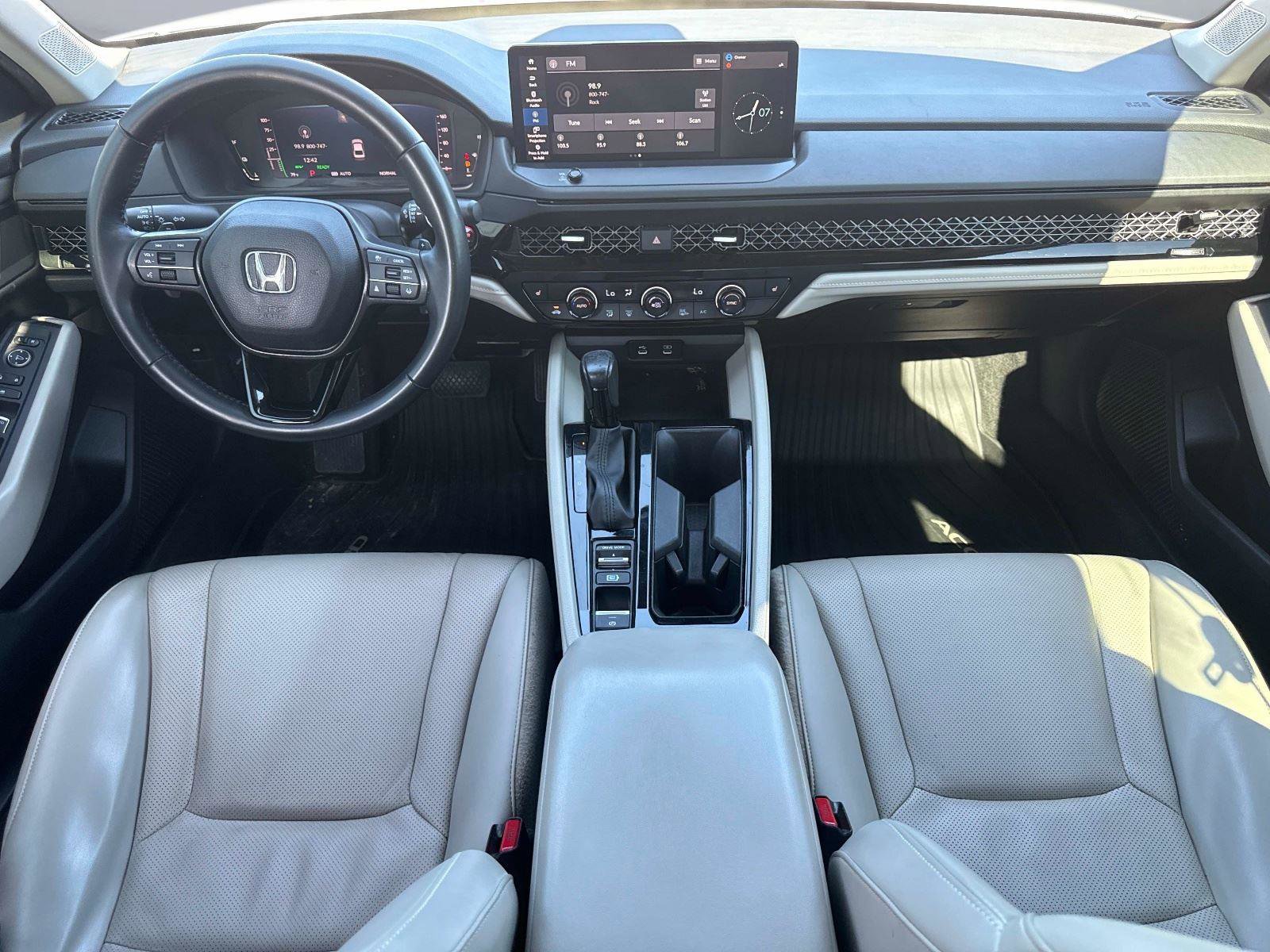 Used 2023 Honda Accord EX-L image 14