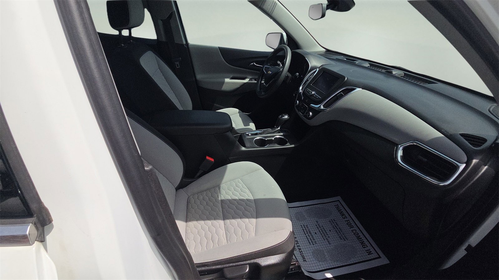 Used 2020 Chevrolet Equinox LT image 10