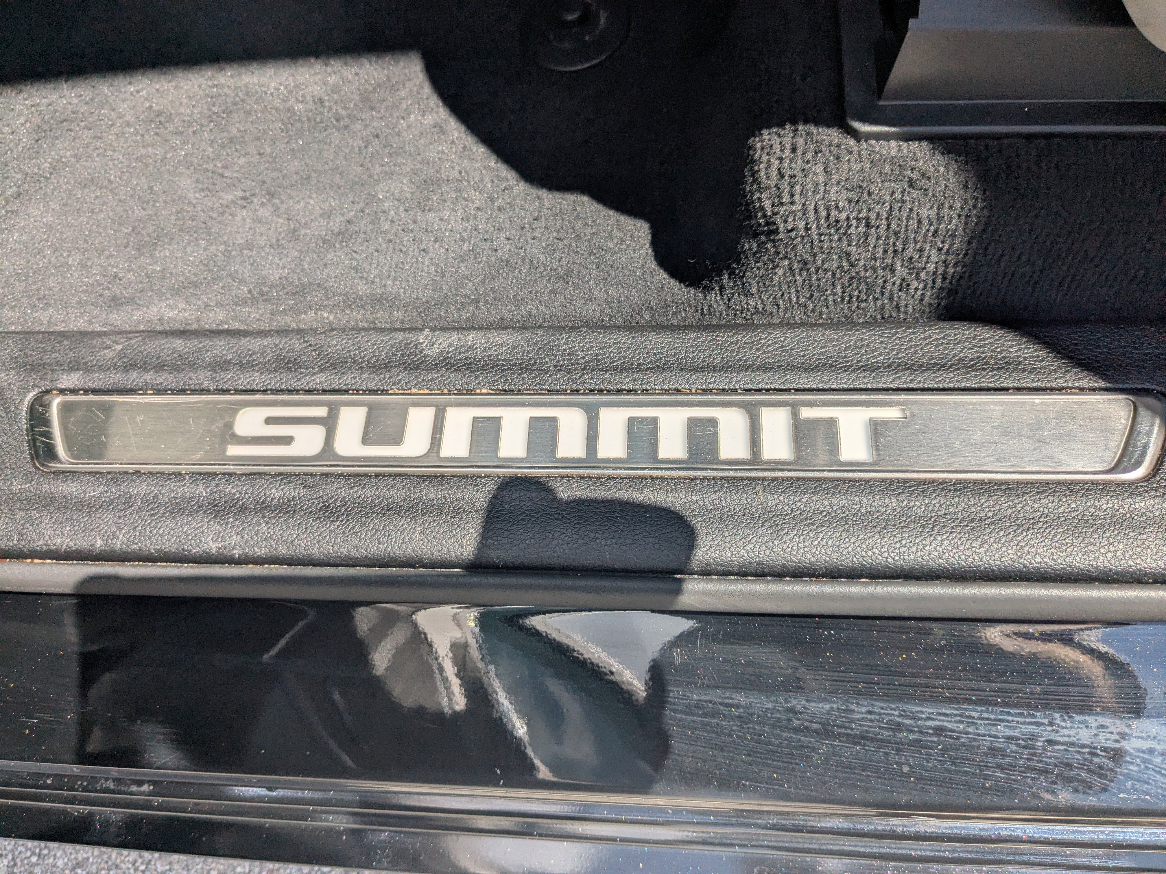 Used 2023 Jeep Grand Cherokee L Summit w/ Luxury Tech Group V AWD/4WD image 27