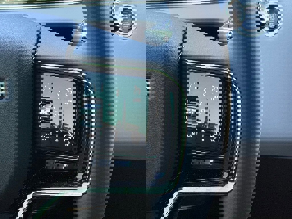 Certified 2026 Land Rover Range Rover Evoque Dynamic SE image 20