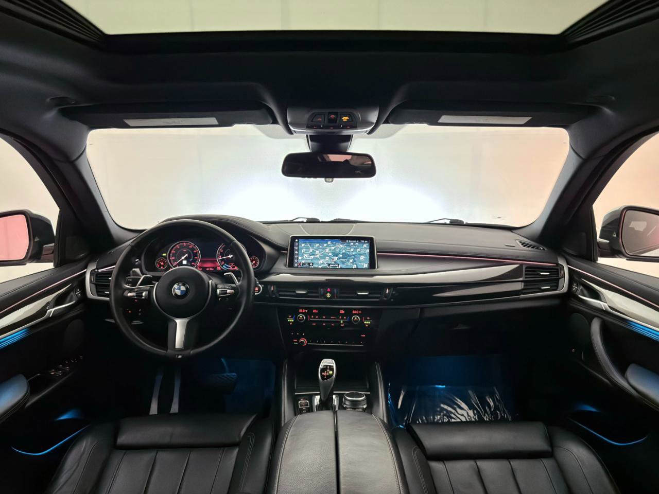 Used 2019 BMW X6 xDrive50i w/ M Sport Package image 27