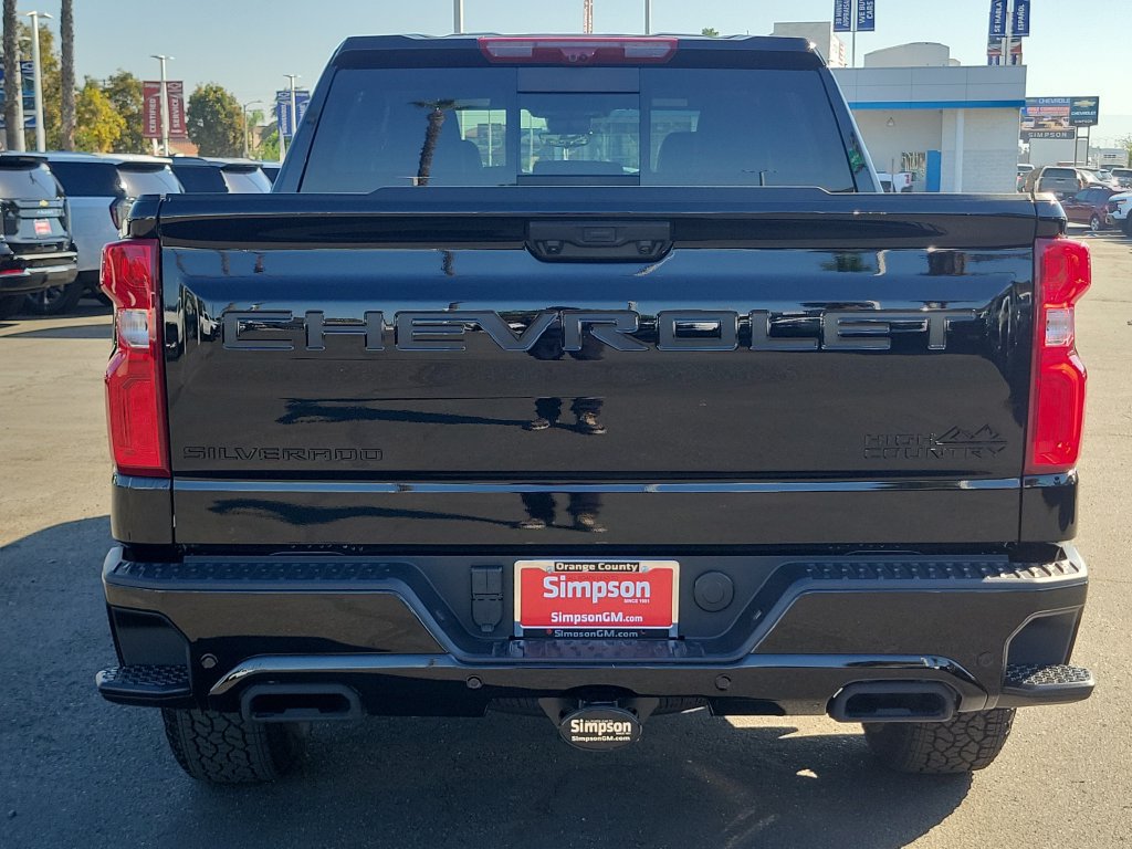 New 2026 Chevrolet Silverado 1500 High Country w/ Midnight Edition AWD/4WD image 21