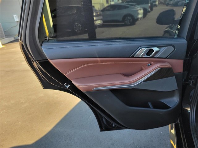 Used 2023 BMW X5 xDrive40i w/ Executive Package image 14