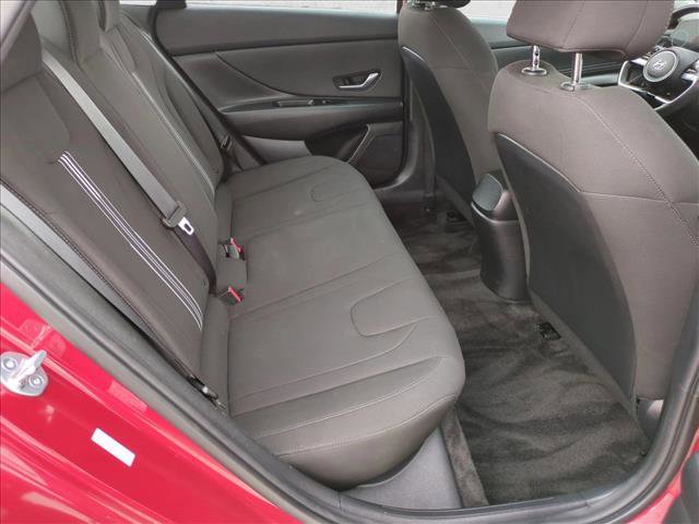 Used 2023 Hyundai Elantra SEL w/ Convenience Package image 20