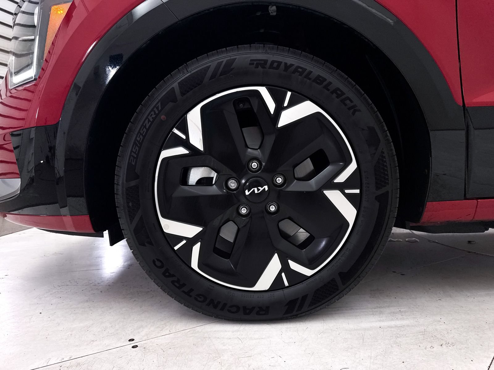 Certified 2023 Kia Niro Wind FWD image 14