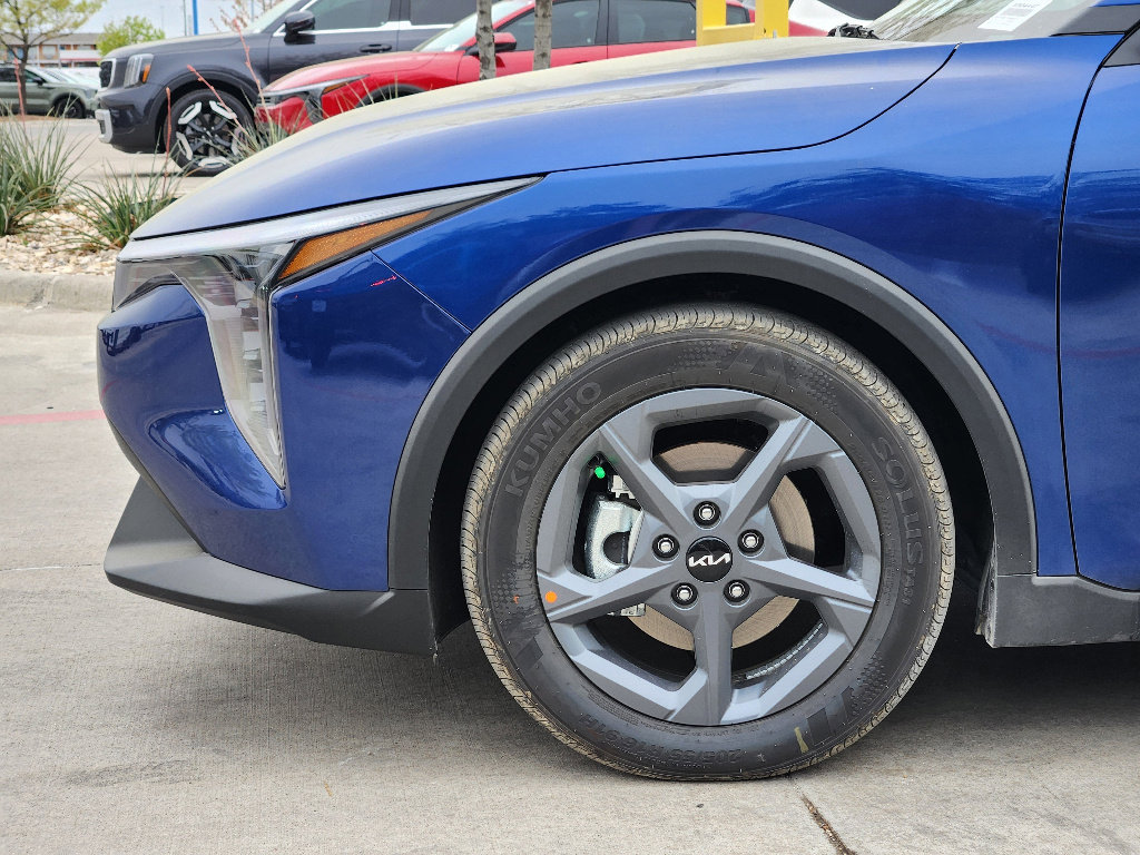New 2026 Kia K4 LXS image 5