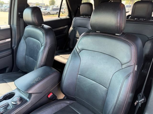 Used 2016 Ford Explorer Sport w/ Equipment Group 401A AWD/4WD image 13