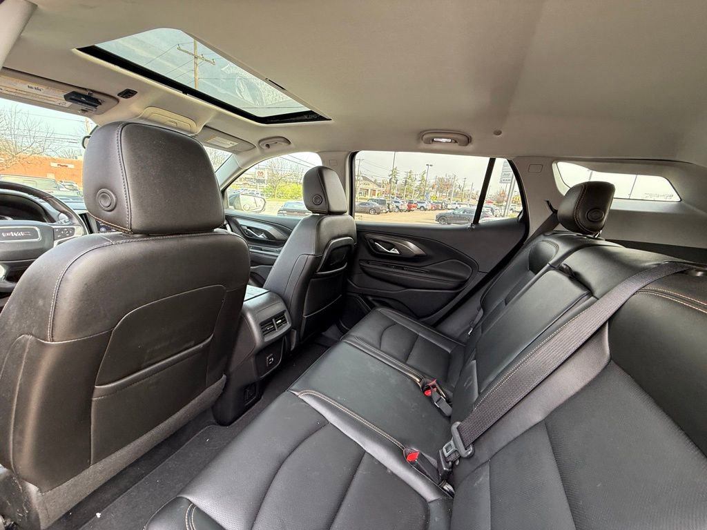 Used 2020 GMC Terrain SLT w/ Preferred Package image 23