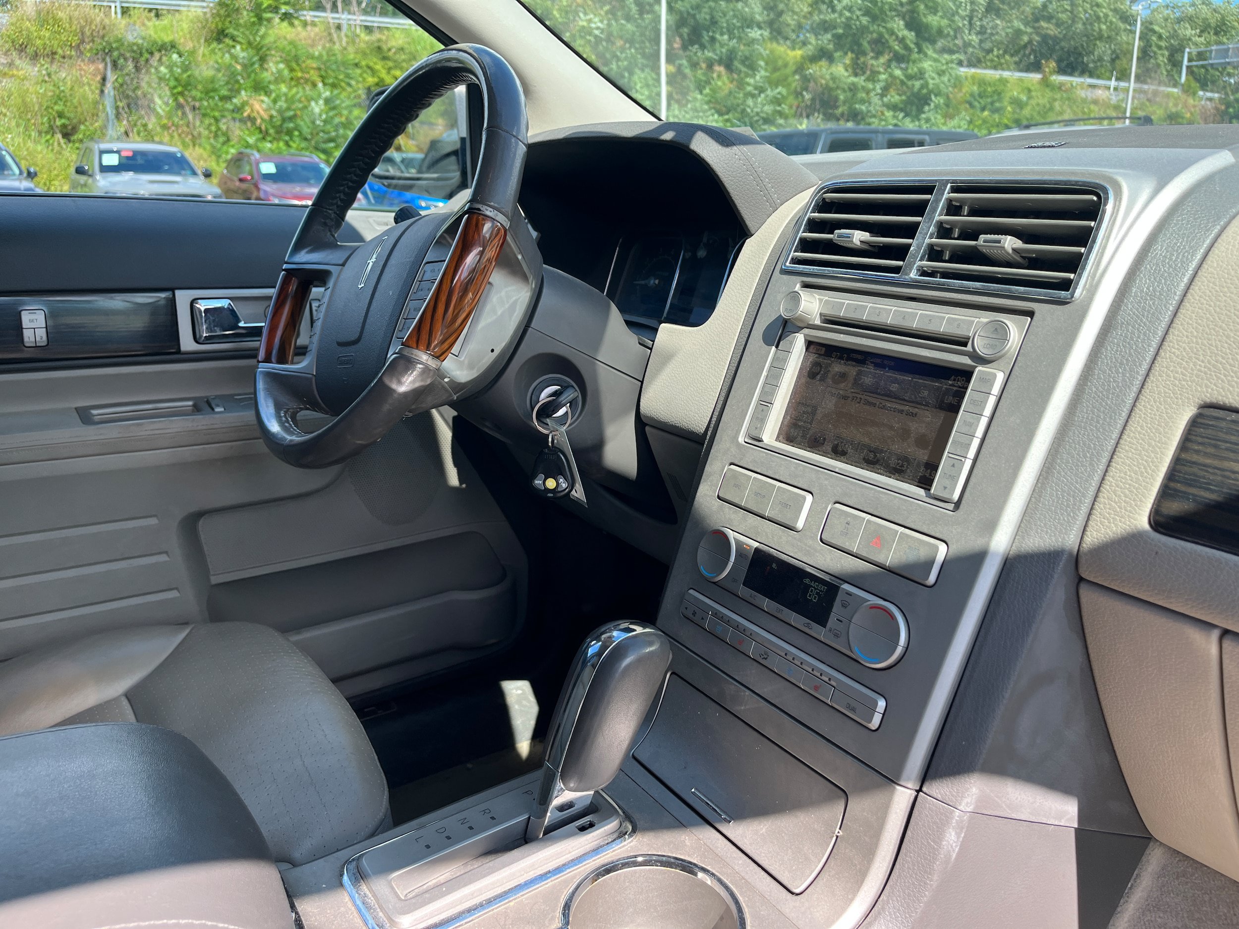 Used 2007 Lincoln MKX AWD image 15
