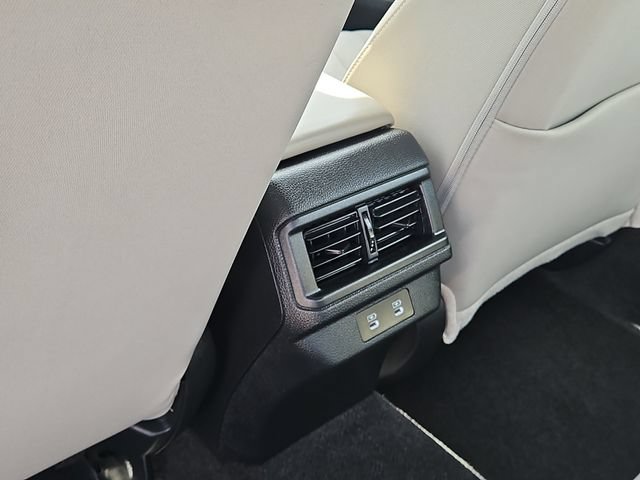 Used 2025 Honda Accord SE image 10