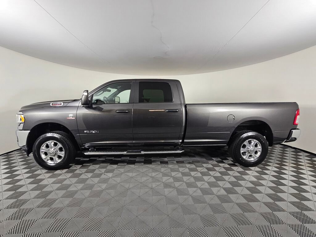 Used 2024 RAM 3500 Big Horn image 6