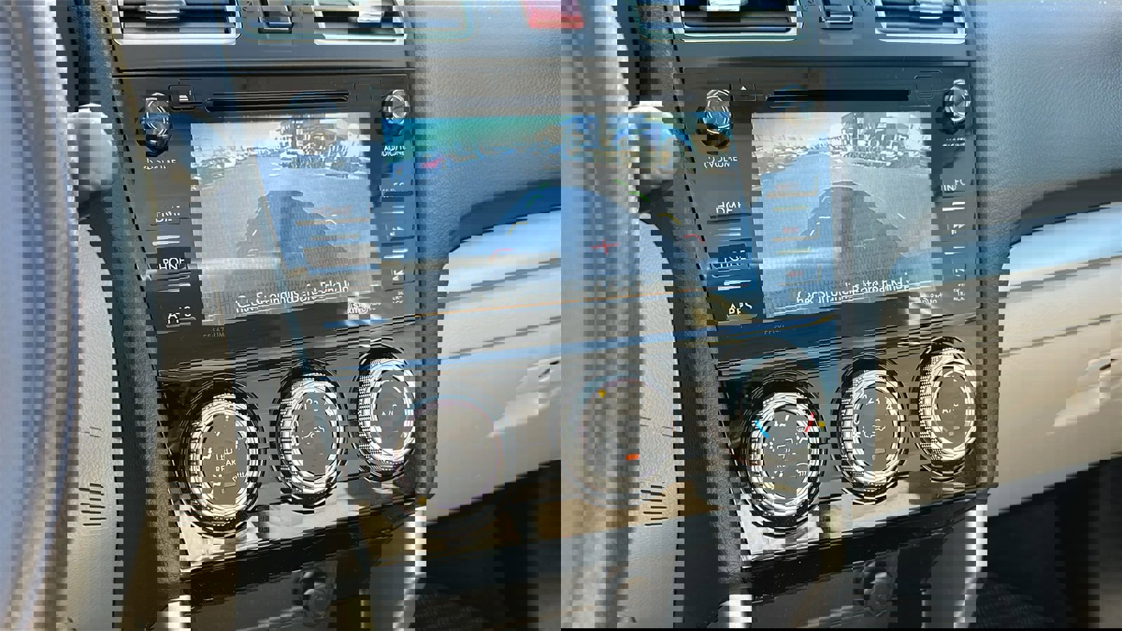 Used 2016 Subaru Forester 2.5i Premium w/ All-Weather Package image 18