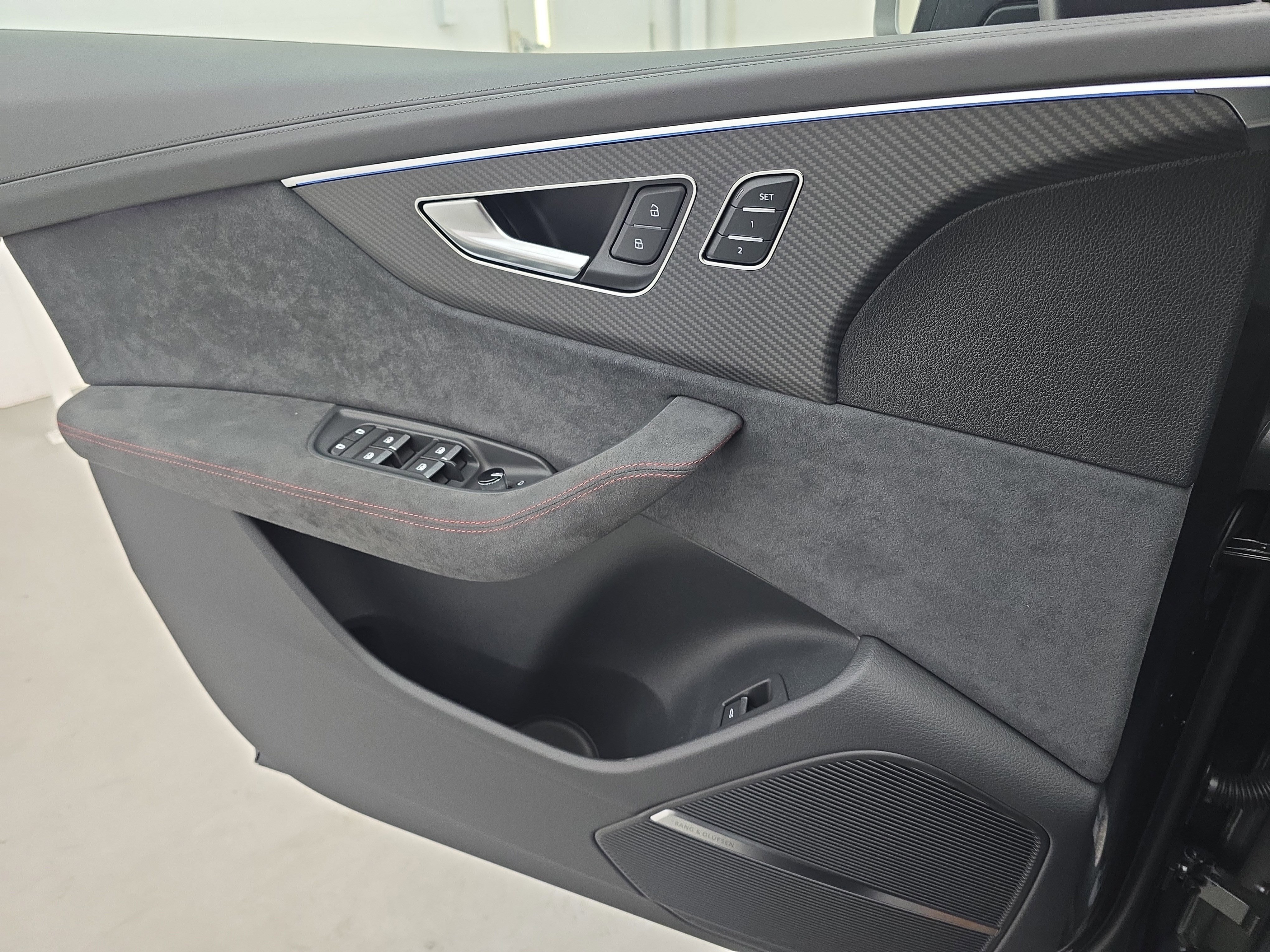 New 2026 Audi RS Q8 performance image 27