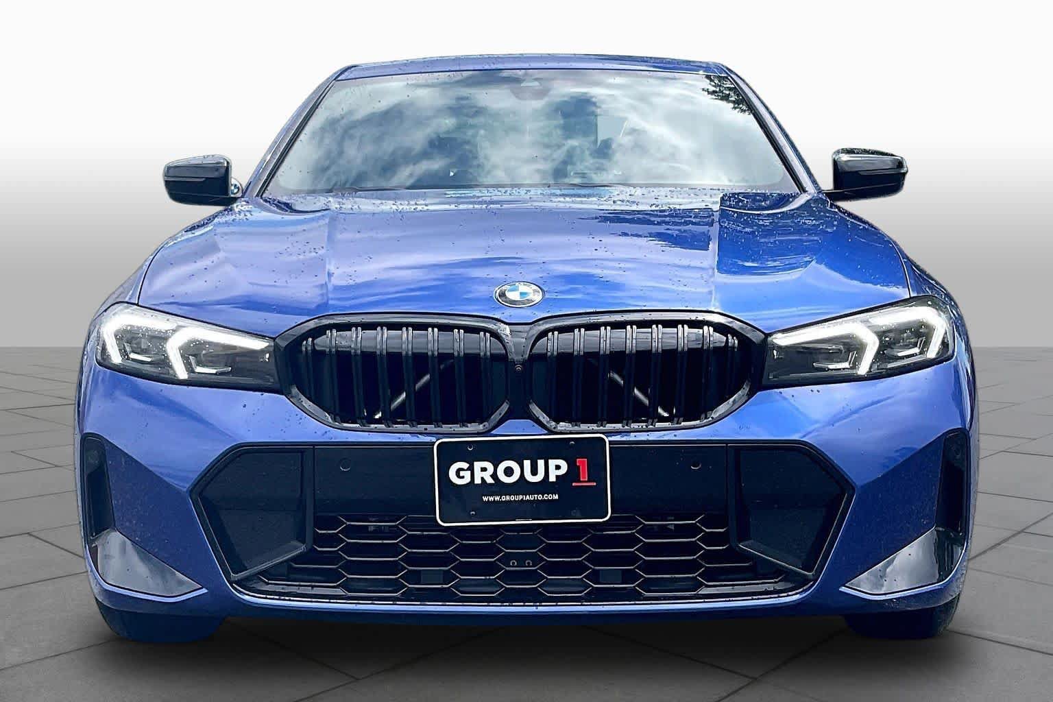 Used 2026 BMW 330i xDrive Sedan w/ M Sport Package AWD/4WD image 3