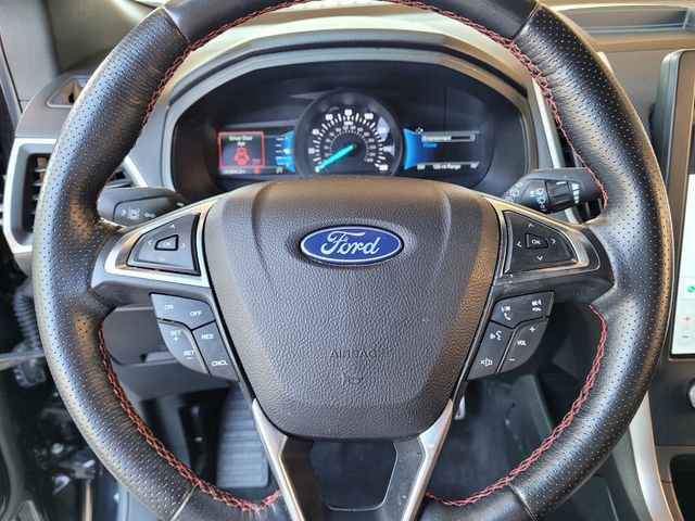 Used 2022 Ford Edge ST-Line image 28