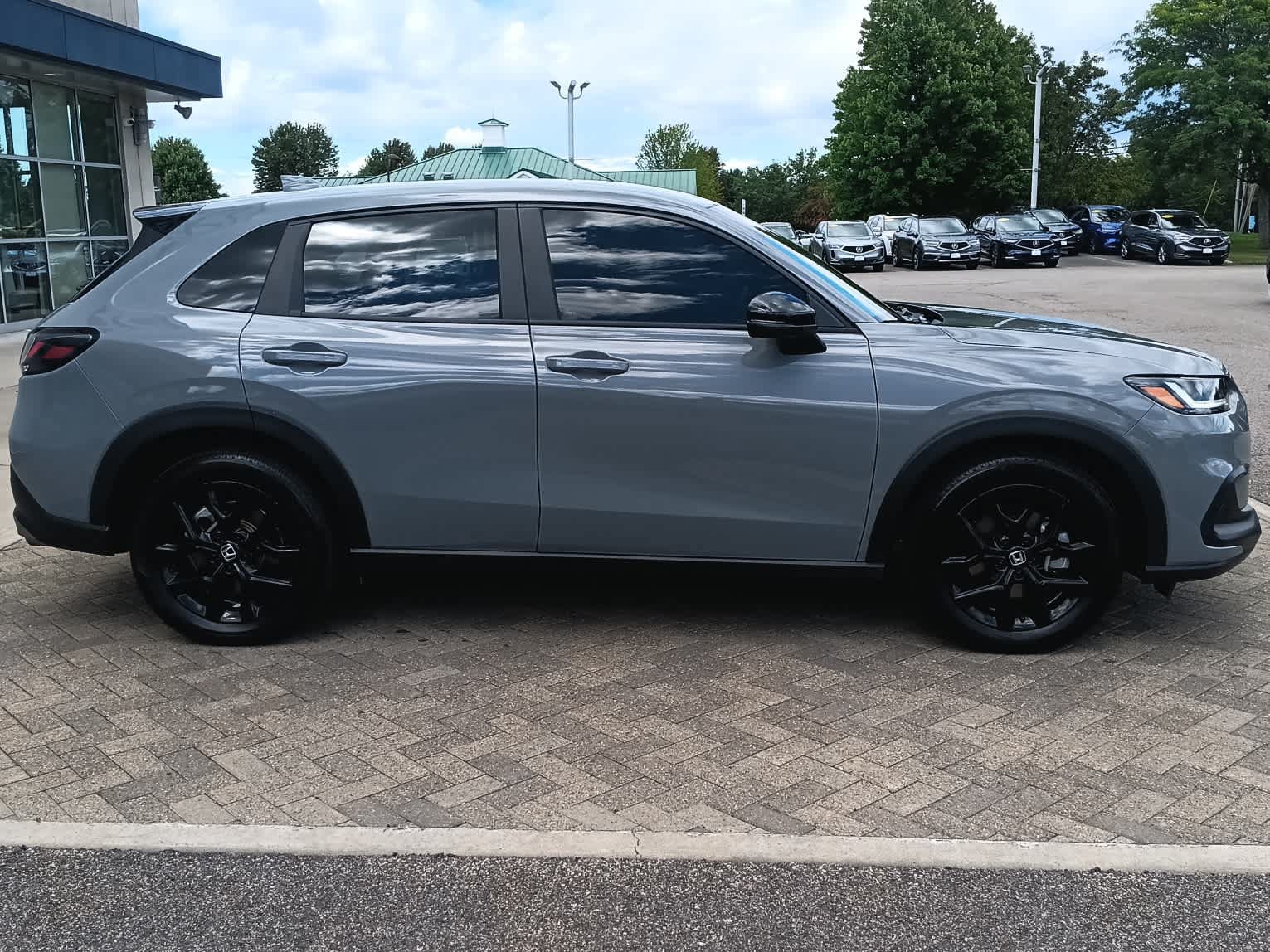 Used 2025 Honda HR-V Sport image 7