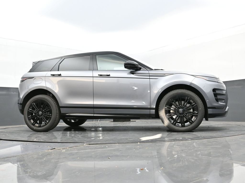 Used 2025 Land Rover Range Rover Evoque Dynamic SE image 30
