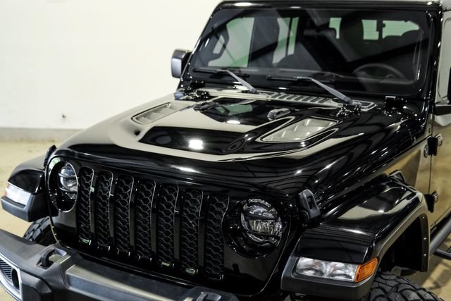 Used 2023 Jeep Gladiator Sport AWD/4WD image 6