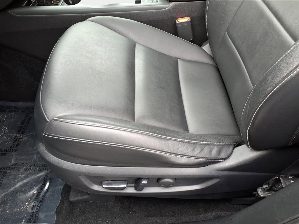 Used 2021 INFINITI QX50 Luxe image 17