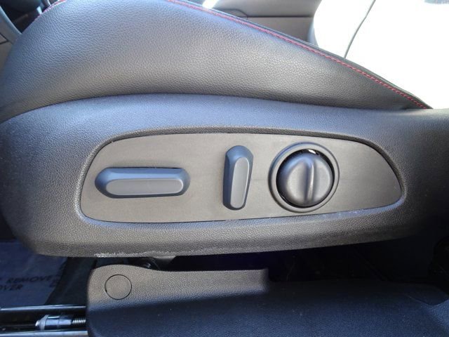 Certified 2023 Chevrolet Equinox RS image 11