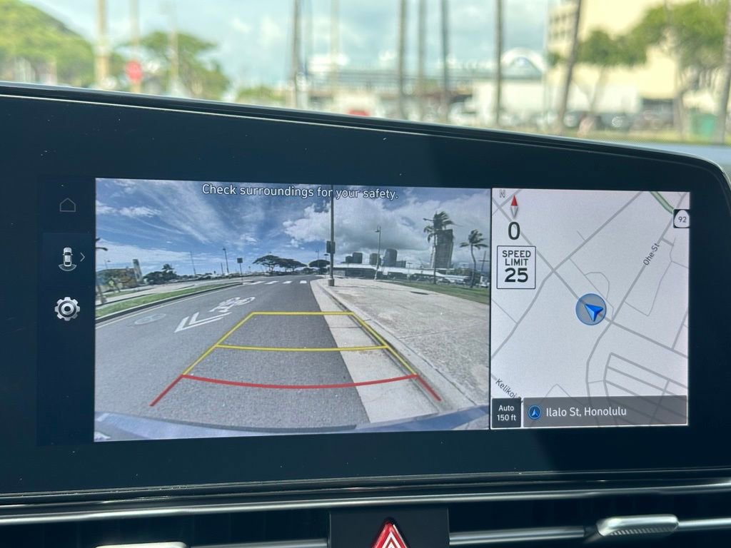 Used 2024 Hyundai Elantra SEL image 14