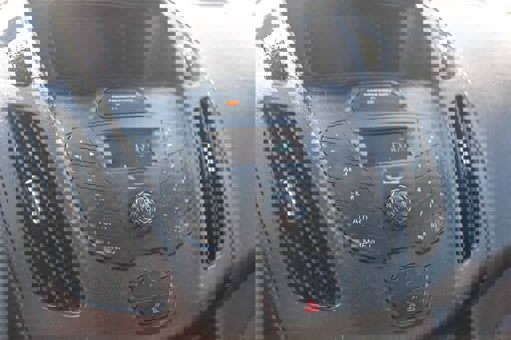 Used 2016 Ford Transit Connect XL image 28