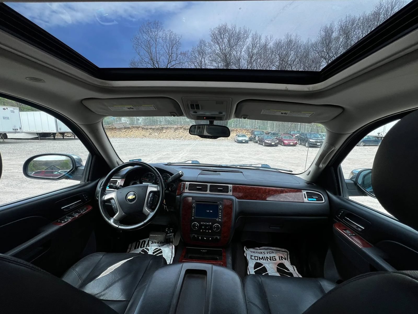 Used 2011 Chevrolet Avalanche LTZ AWD/4WD image 13