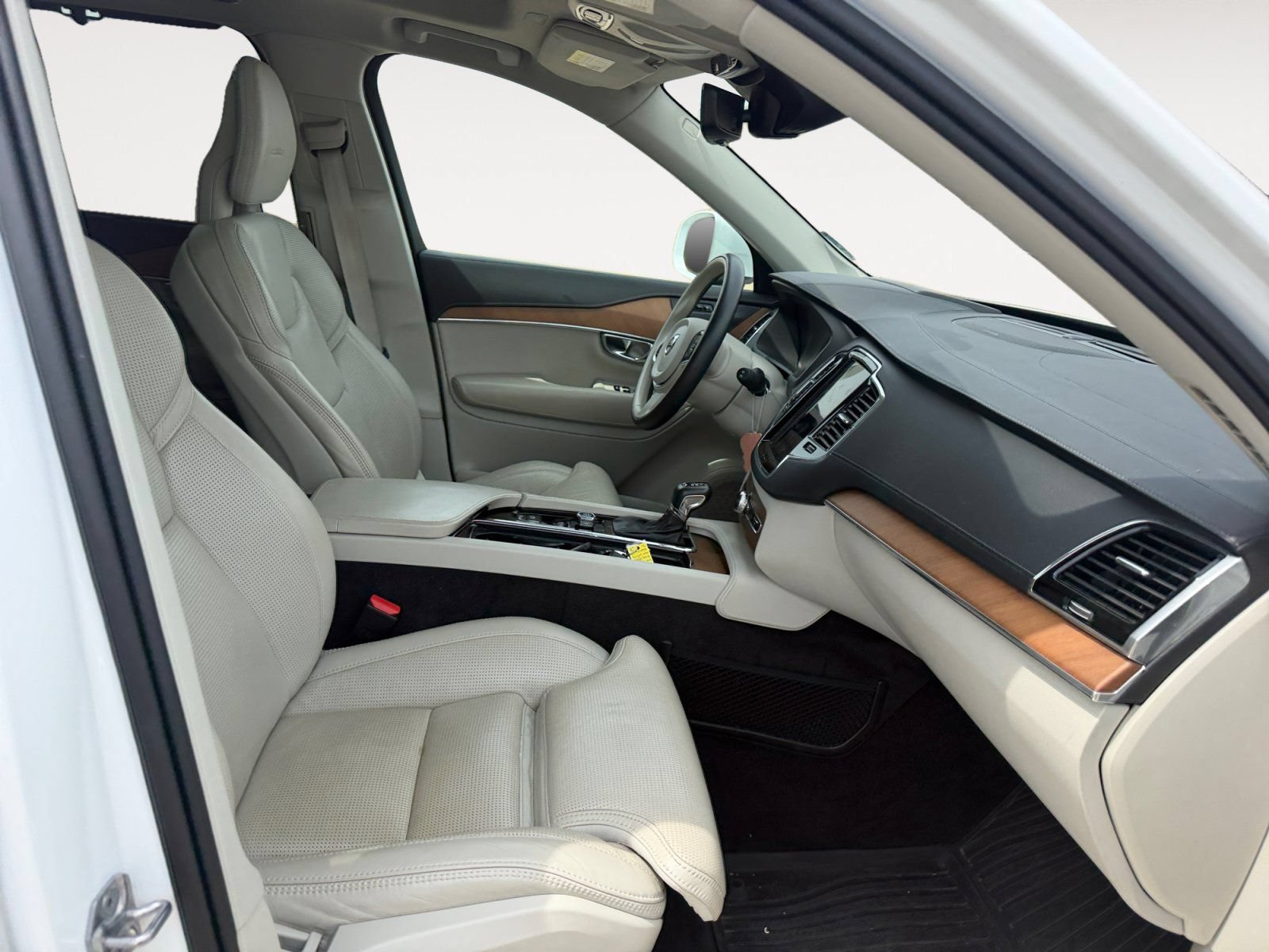 Used 2020 Volvo XC90 T6 Inscription w/ Protection Package Premier AWD/4WD image 15