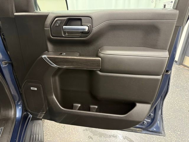 Used 2020 Chevrolet Silverado 1500 LTZ AWD/4WD image 8