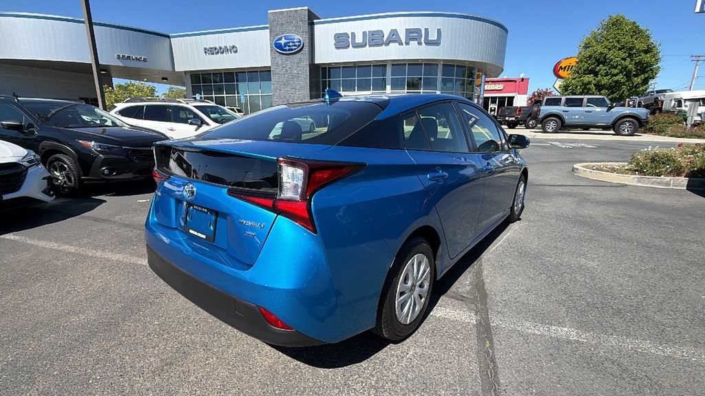 Used 2022 Toyota Prius L Eco FWD image 4