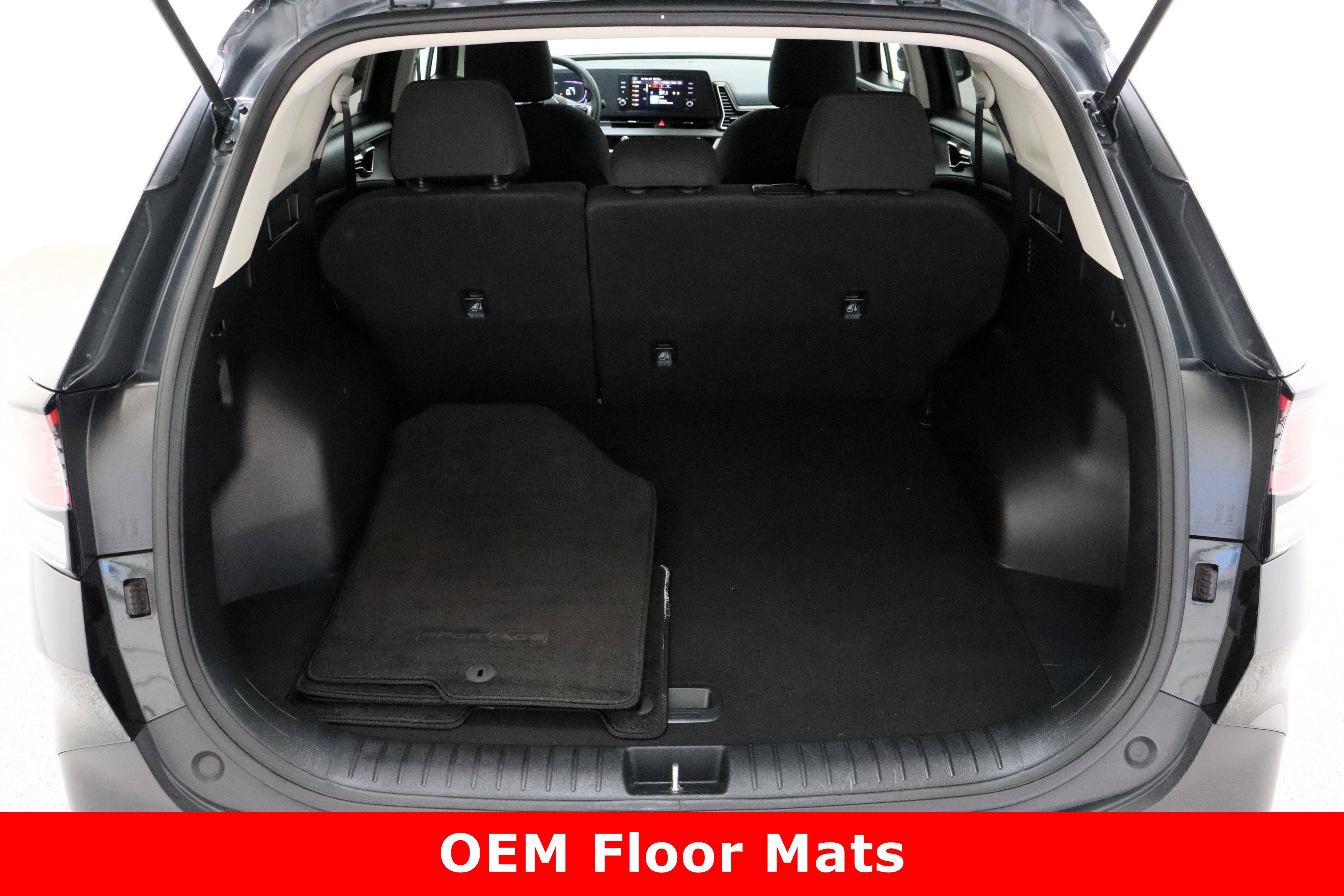 Used 2024 Kia Sportage LX image 30