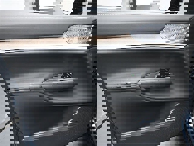 New 2025 Volvo EX90 Ultra image 16