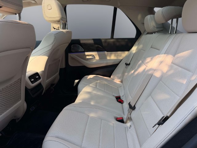 Certified 2024 Mercedes-Benz GLE 450 4MATIC image 21