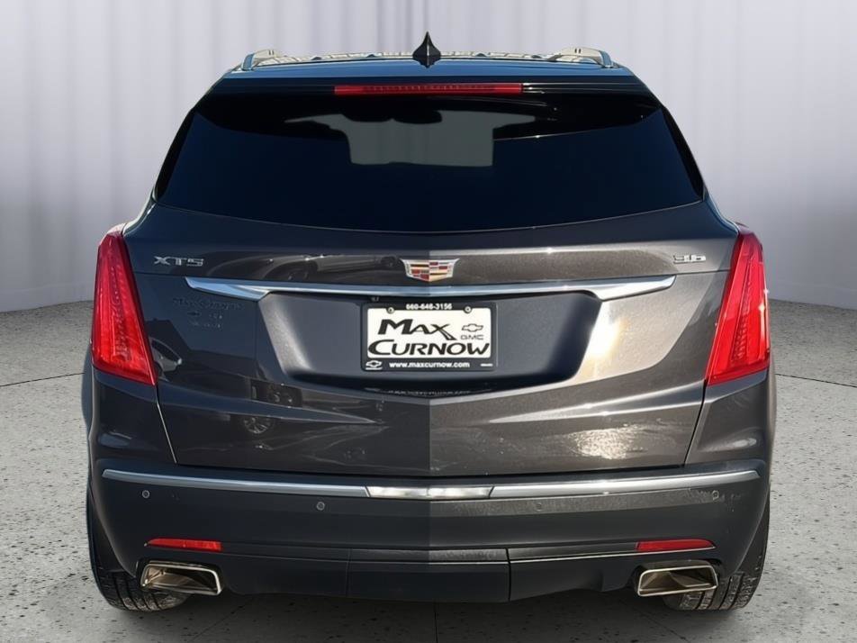 Used 2017 Cadillac XT5 Luxury w/ LPO, Wheel Lock Package image 4