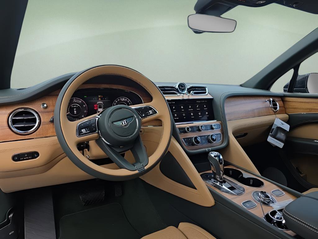 New 2025 Bentley Bentayga image 35